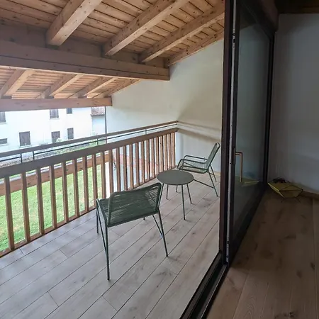 Casa Cotogna Vacation Apartment Liedolo